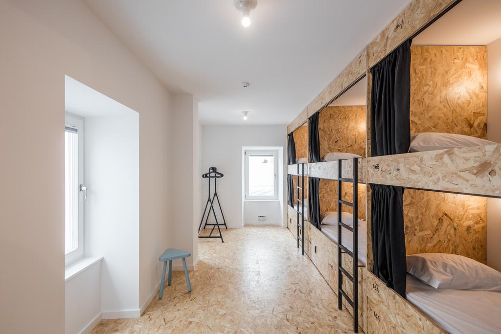 קווארטיירה Hostel Conii & Suites Algarve מראה חיצוני תמונה