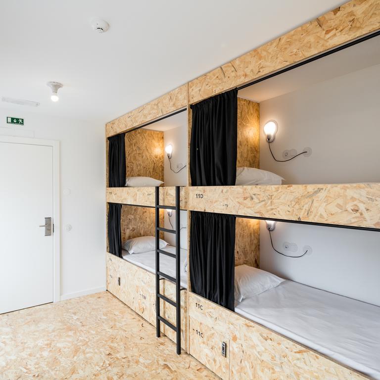 קווארטיירה Hostel Conii & Suites Algarve מראה חיצוני תמונה