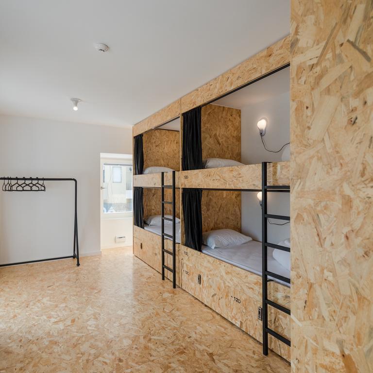 קווארטיירה Hostel Conii & Suites Algarve מראה חיצוני תמונה
